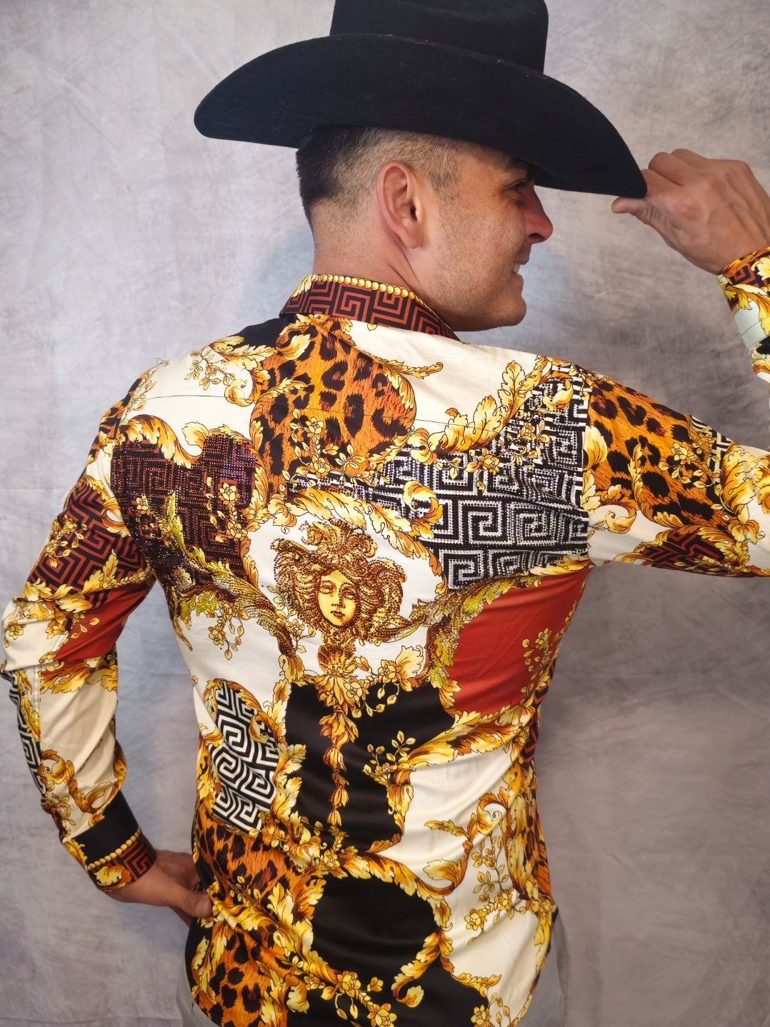 LEOPARD BAROQUE Long Sleeve Shirt