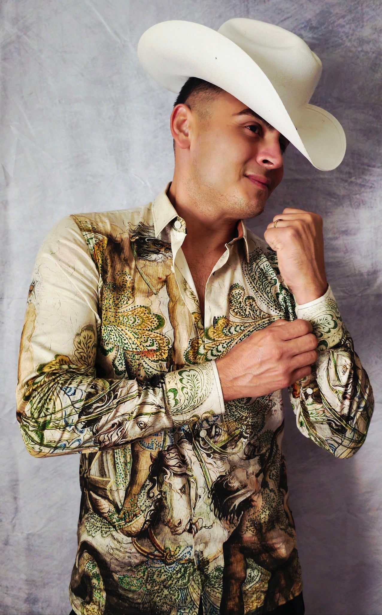 OLIVE GREEN SLEEVE SHIRT