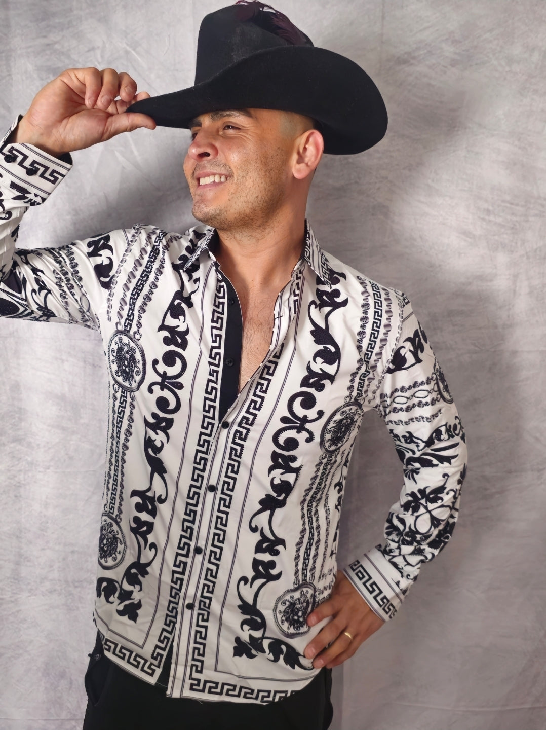 V.I.P. COLLECTION MEN'S RHINESTONE BUTTON-UP LONG SLEEVES SHIRT (WHITE/BLACK VWSL-4)