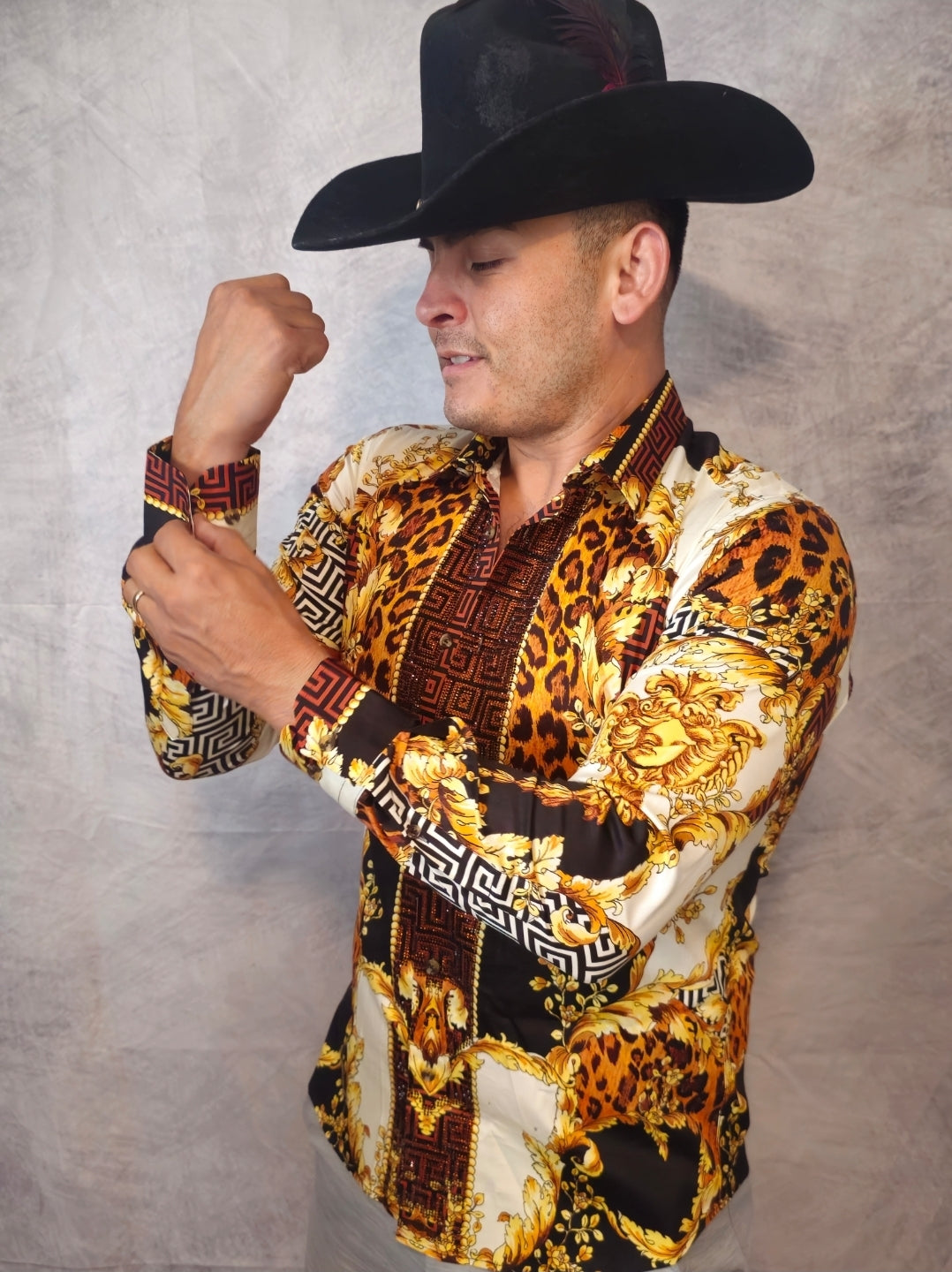 LEOPARD BAROQUE Long Sleeve Shirt