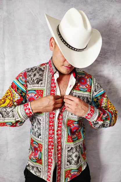 RED AND WITHE LONG SLEEVE SHIRT