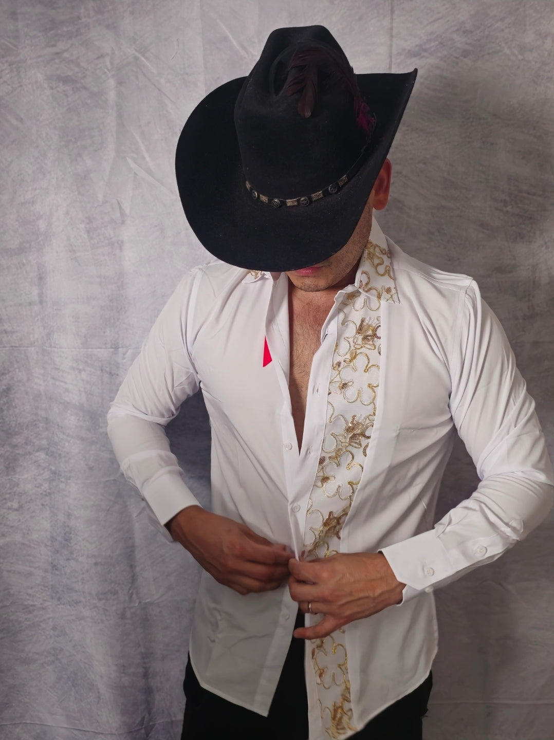 V.I.P. COLLECTION MEN'S RHINESTONE BUTTON-UP LONG SLEEVES SHIRT (WHITE VWSF-13)