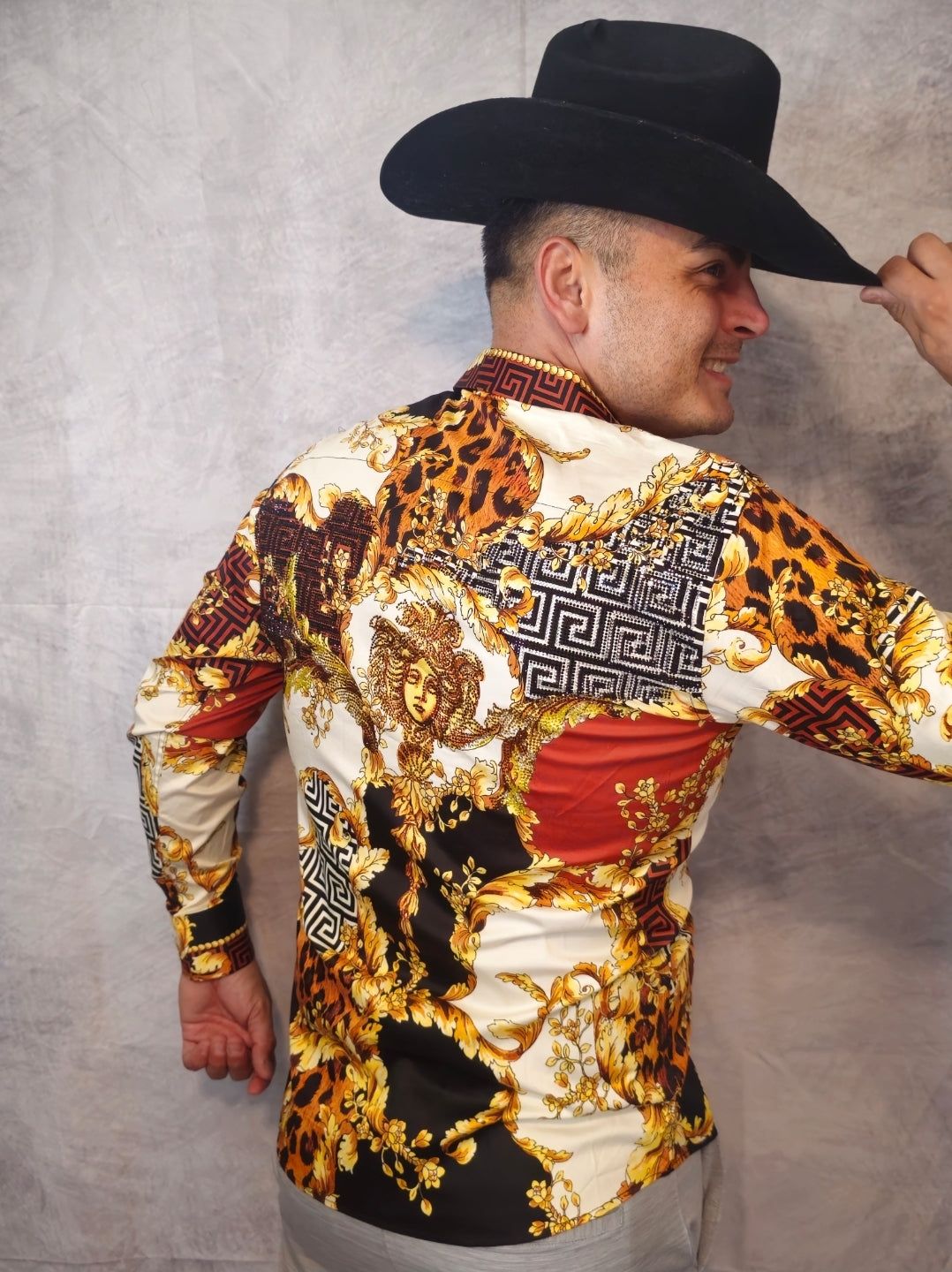LEOPARD BAROQUE Long Sleeve Shirt