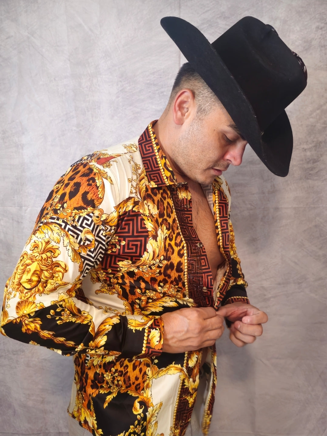 LEOPARD BAROQUE Long Sleeve Shirt